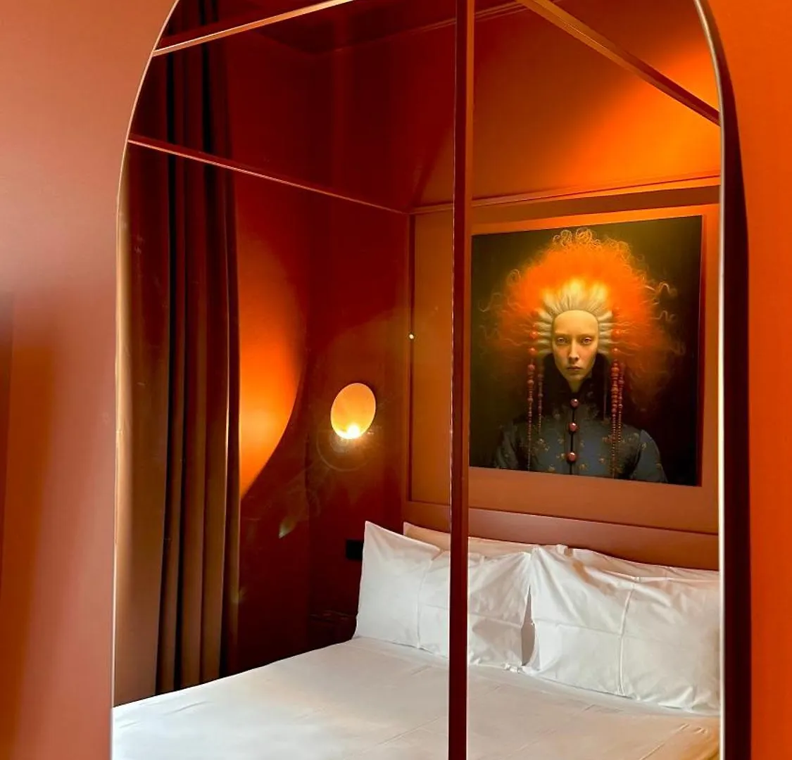 Guest house Fontana 16 Rooms Milan Italy
